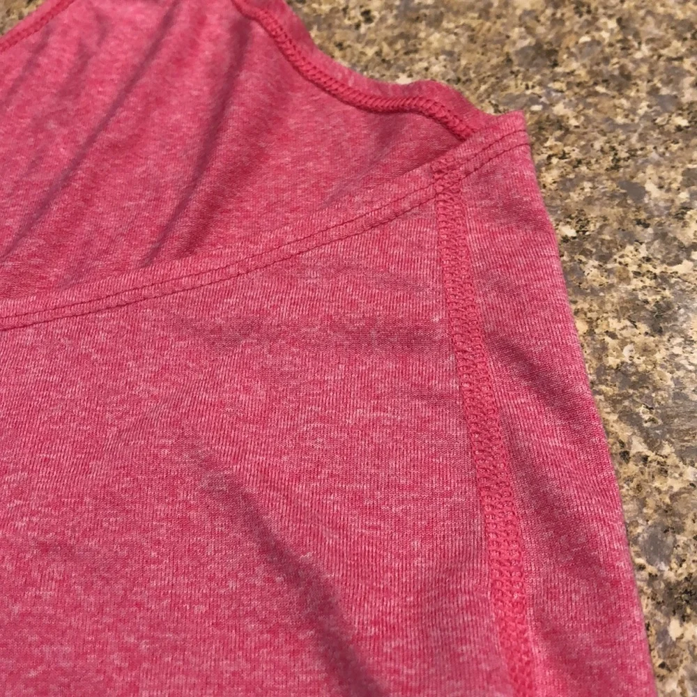 🔥Flash Sale🔥 Nike Dri Fit active Pink Sleeveless Tank Top Small - Picture 14 of 17